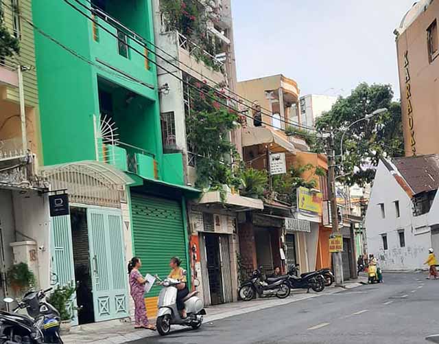 ban nha mat tien nguyen van nguyen quan 1