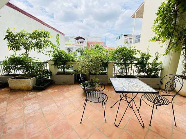 ban nha thao dien quan 2