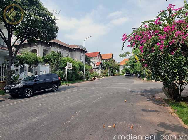 ban nha trong khu co bao ve phuong thao dien