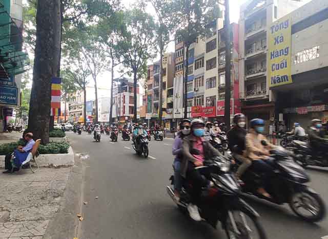 ban toa nha duong pham viet chanh