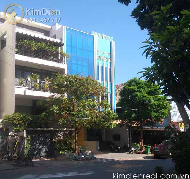 ban toa nha van phong mat tien duong phuong an phu an khanh