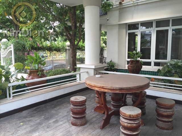 ban-biet-thu-thao-dien-khu-eden-quan-2