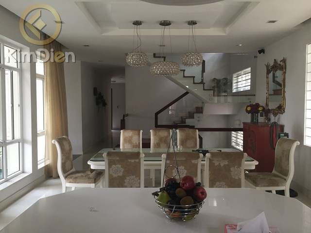 ban-biet-thu-thao-dien-khu-eden-quan-2