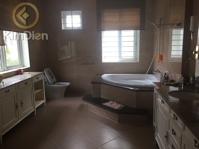 ban-biet-thu-thao-dien-khu-eden-quan-2