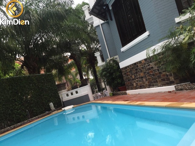 ban-biet-thu-thao-dien-quan-2