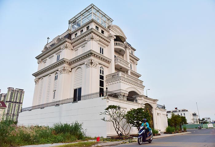 biet thu dat vang cua ly nha ky