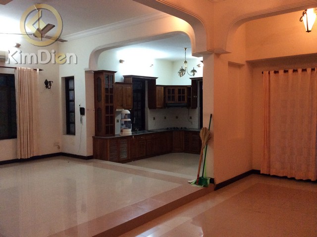 ban-biet-thu-cao-cap-thao-dien-khu-an-ninh