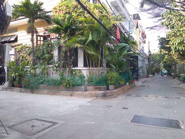 can ban biet thu khu 204b duong nguyen van huong thao dien