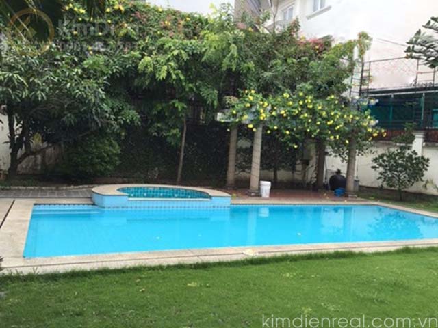 cho thue biet thu thao dien co ho boi