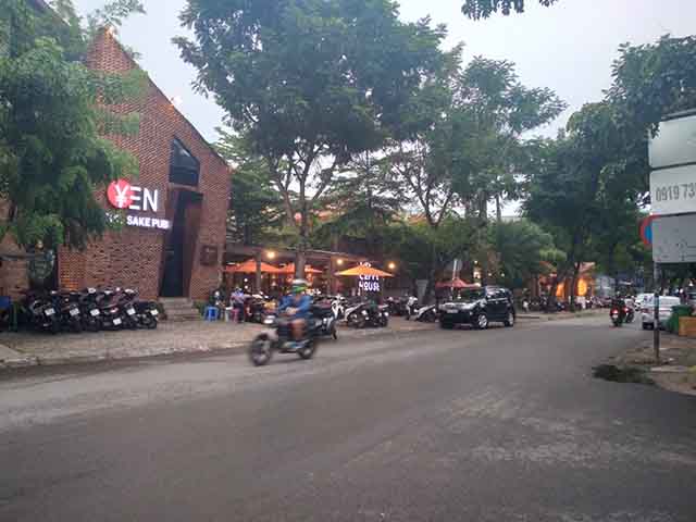 cho thue nha duong xuan thuy thao dien