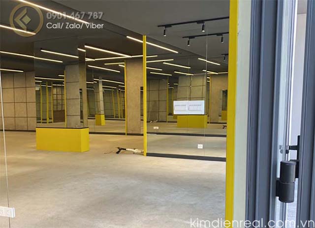 cho thue nha mat tien quan 3 lam spa ngan hang phong kham (3)