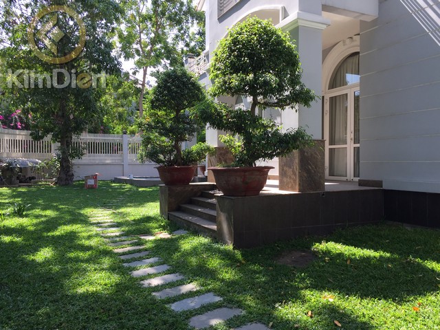 cho-thue-biet-thu-thao-dien-nguyen-van-huong