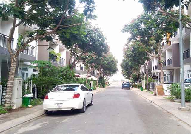 nhà phố park riverside