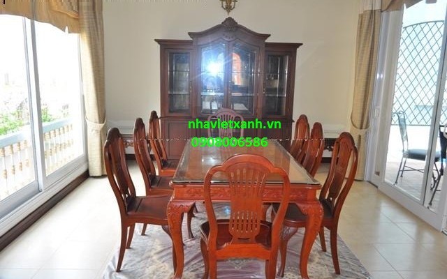 cho-thue-biet-thu-thao-dien-quan-2