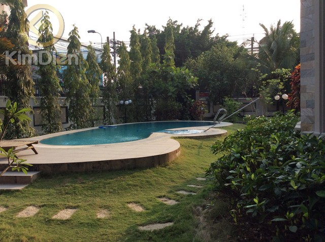 cho-thue-biet-thu-thao-dien-quan-2