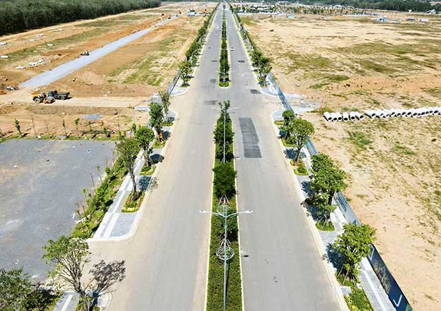 tien do thi cong du an gem sky world (2)