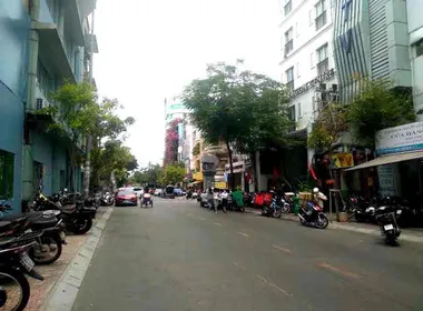 Bán Nhà Đường Trần Nhật Duật Quận 1