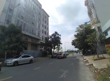 Bán toà nhà văn phòng đường Nguyễn Văn Kỉnh