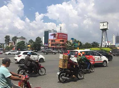 Bán Nhà Ngay Vòng Xoay Điện Biên Phủ Và Hoàng Sa