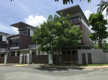 Chủ nhà kẹt tiền bán gấp Biệt Thự Riviera Cove Quận 9