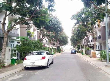 NHÀ PHỐ PARK RIVERSIDE