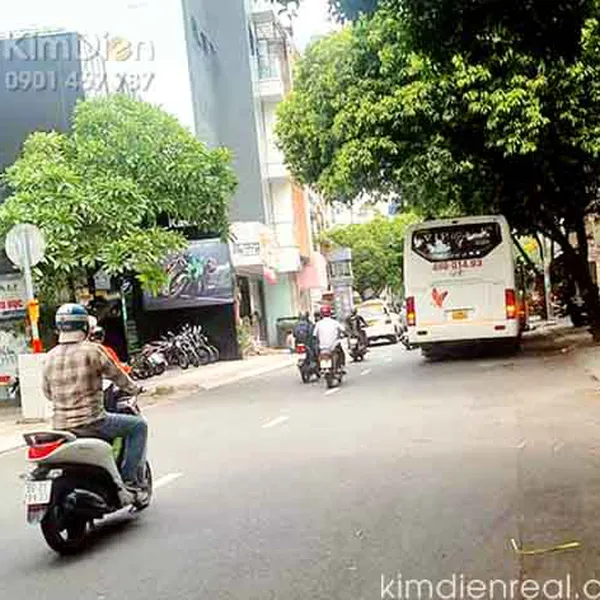 Bán Nhà MT Đường Lê Thị Riêng Quận 1