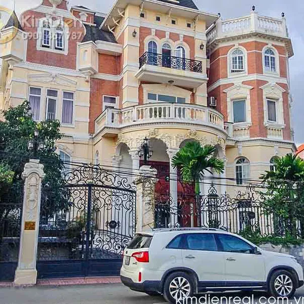 Cho Thuê Biệt Thự 700m2 8 Phòng Ngủ Thảo Điền Quận 2
