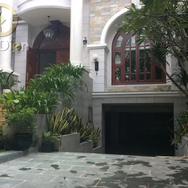 CHO THUÊ BIỆT THỰ THẢO ĐIÊN KHU AN NINH ĐẸP