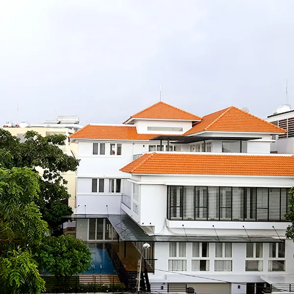 CHO THUÊ BIỆT THỰ THẢO ĐIỀN MĂT TIỀN NGUYỄN VĂN HƯỞNG GIÁ 6.500$