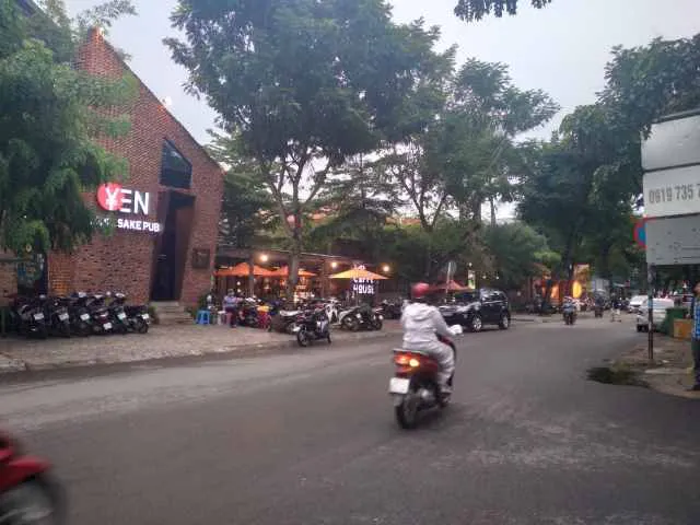 Bán nhà mặt tiền đường Xuân Thủy Thảo Điền