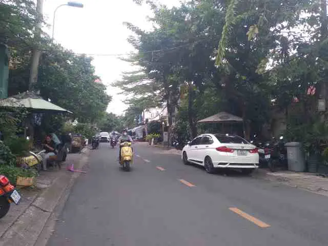 Bán Biệt Thự Đường Lê Văn Miến Thảo Điền