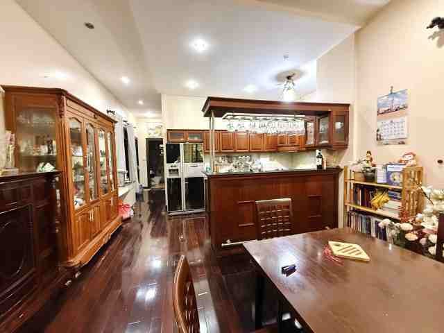 Bán Biệt Thự Sân Vườn 369m2 Nguyễn Văn Hưởng Thảo Điền Quận 2