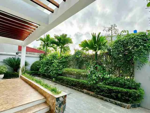 Bán Biệt Thự Thảo Điền 1 Trệt 2 Lầu Có Hồ Bơi