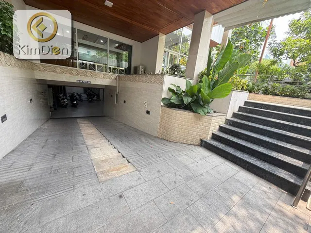 Biệt Thự Góc 2 Mặt Tiền CMT8, Tuyên Ngôn Sống Sang Tại Trung Tâm TPHCM