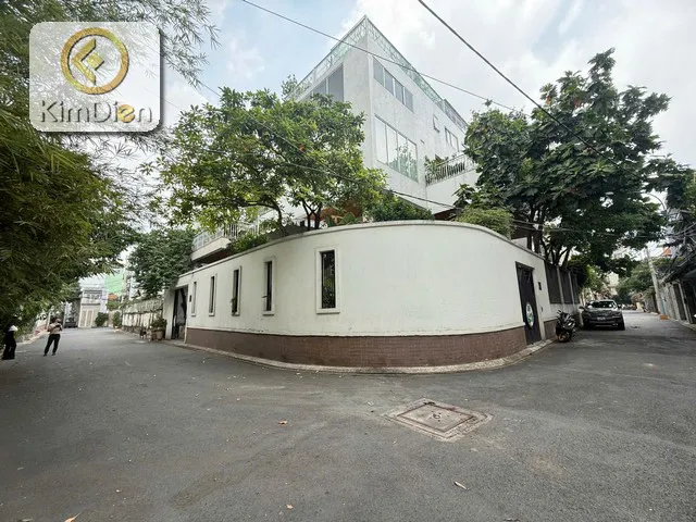 Biệt Thự Góc 2 Mặt Tiền CMT8, Tuyên Ngôn Sống Sang Tại Trung Tâm TPHCM