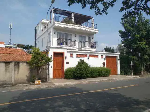 Cần bán nhà quận 2 diện tích 216m2 đất giá rẻ