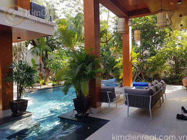 Bán Biệt Thự Căn Góc 2 Mặt Tiền Đường Thảo Điền Quận 2