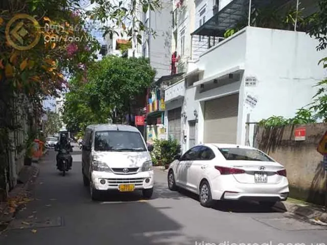 Bán 2 lô đât Thảo Điền Q2 tiện xây nhà ở, CHDV