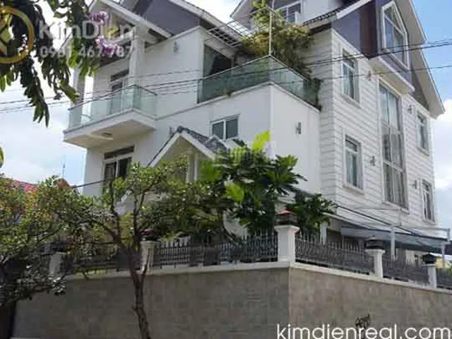 Bán Biệt Thự Cao Cấp Khu Thảo Điền Quận 2