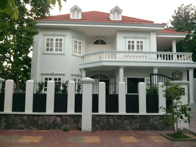 BÁN BIỆT THỰ THẢO ĐIỀN QUẬN 2 GIÁ 23 TỶ