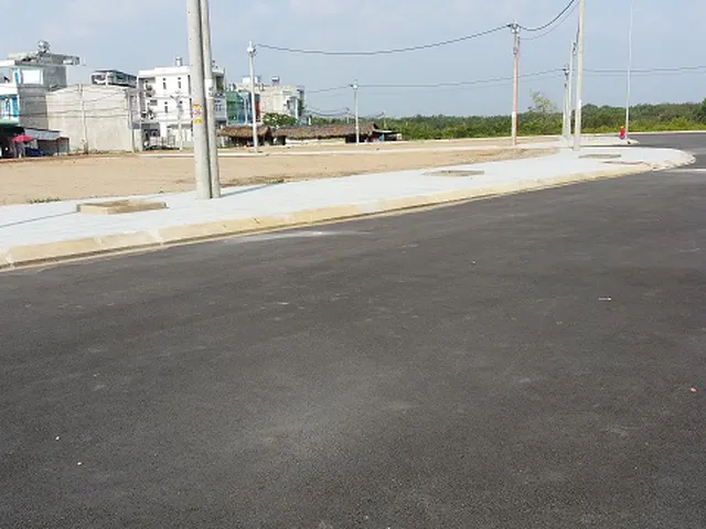 Bán đất mặt tiền Gò Cát Phú Hữu quận 9