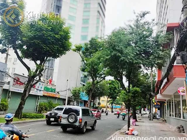 Bán Nhà Đường Nguyễn Bỉnh Khiêm Quận 1 Mặt Tền Rộng 11,5m