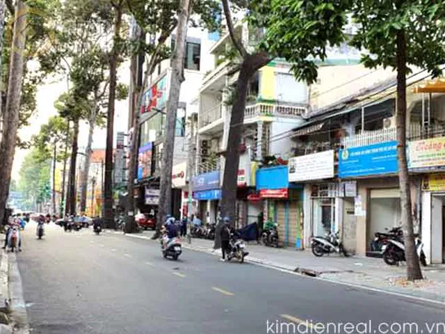 Bán Nhà Đường Trần Quang Khải Mặt Tiền Rộng 7.6m