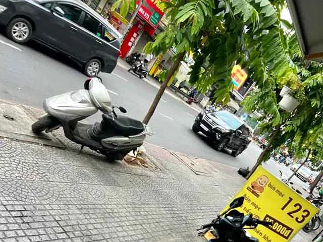 Bán Nhà Mặt Tiền Đinh Tiên Hoàng Quận 1