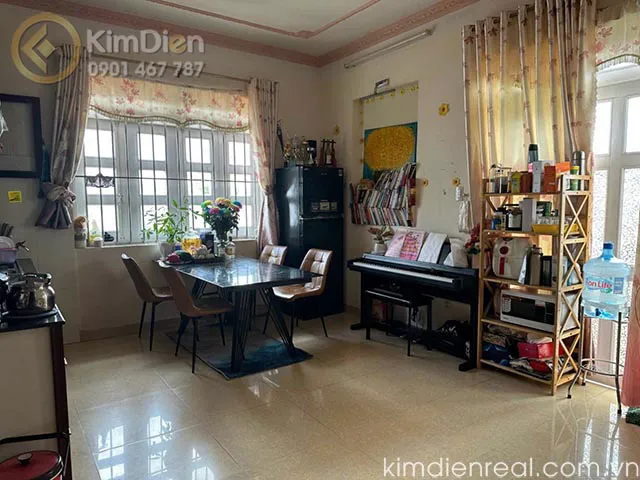 Bán Nhà P. Thảo Điền Căn Góc 2 MT Đường Nhà Có Thang Máy