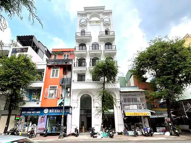 Bán Tòa Nhà Đường Trương Định Quận 3