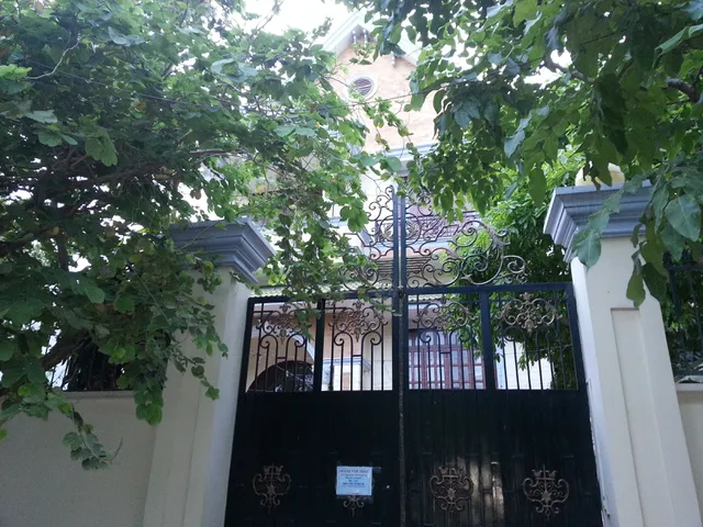 Cho Thuê Biệt Thự Mặt Tiền Nguyễn Văn Hưởng Thảo Điền Q2 Giá Tốt