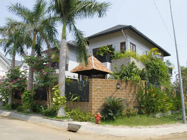 CHO THUÊ BIỆT THỰ THẢO ĐIÊN COMPOUND ĐẸP