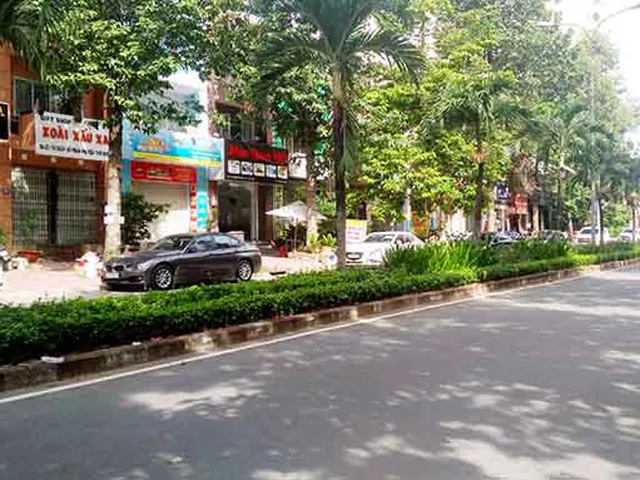 Cho Thuê Nhà Mặt Tiền Đường Nguyễn Quý Đức Quận 2