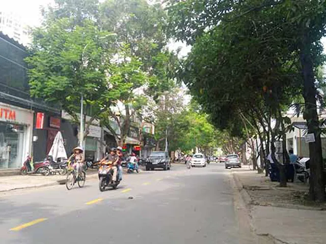 CHO THUÊ NHÀ MẶT TIỀN ĐƯỜNG XUÂN THỦY THẢO ĐIỀN